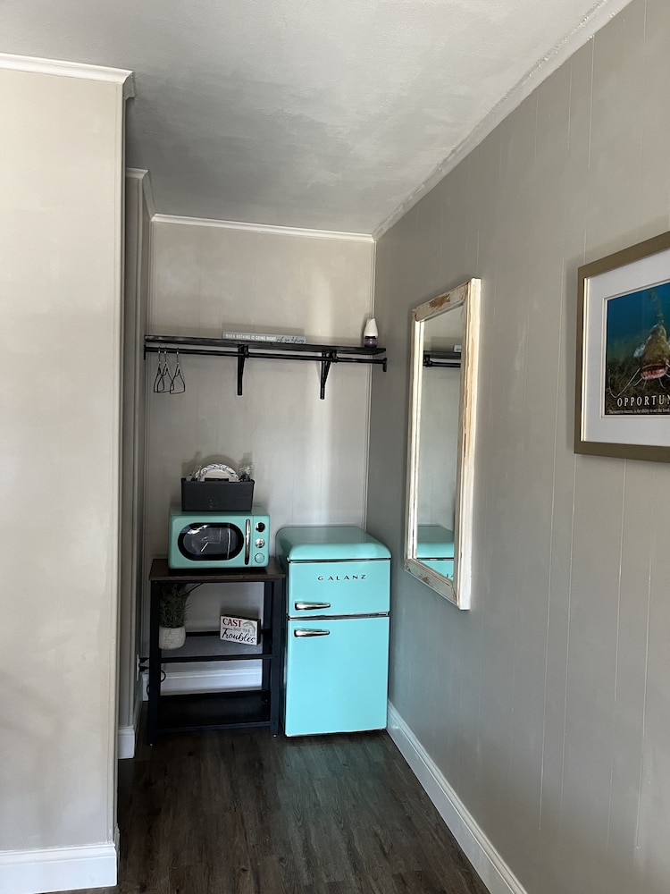 Catfish Cabin Room 1 photo 2