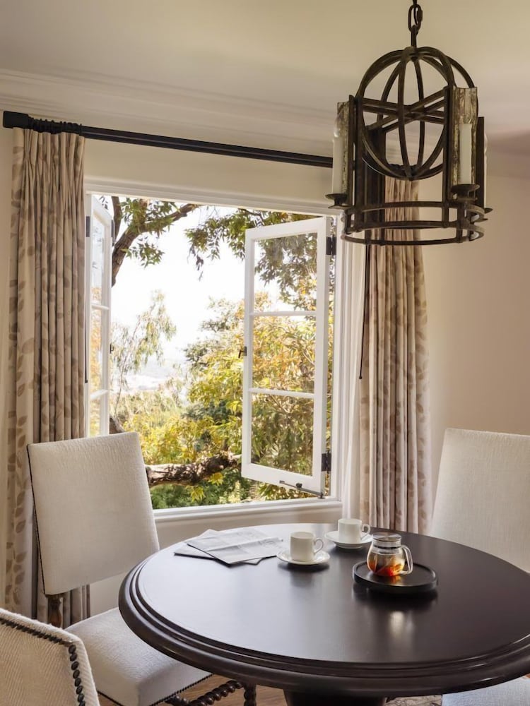 Suite, 2 Bedrooms (Camellia) photo 2