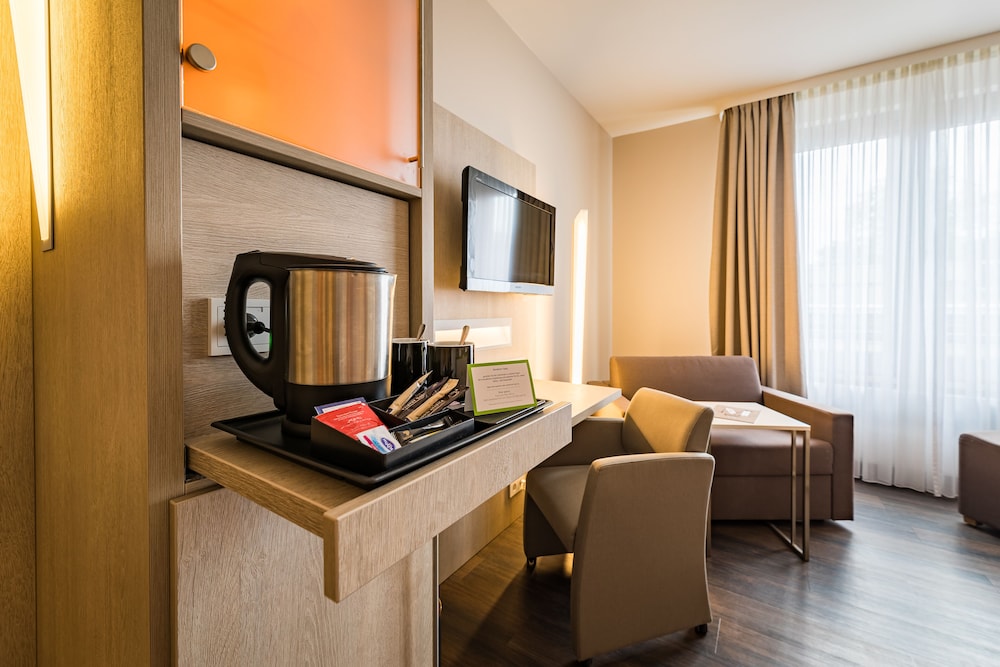 Standard Room, 1 Double Bed with Sofa bed photo 3