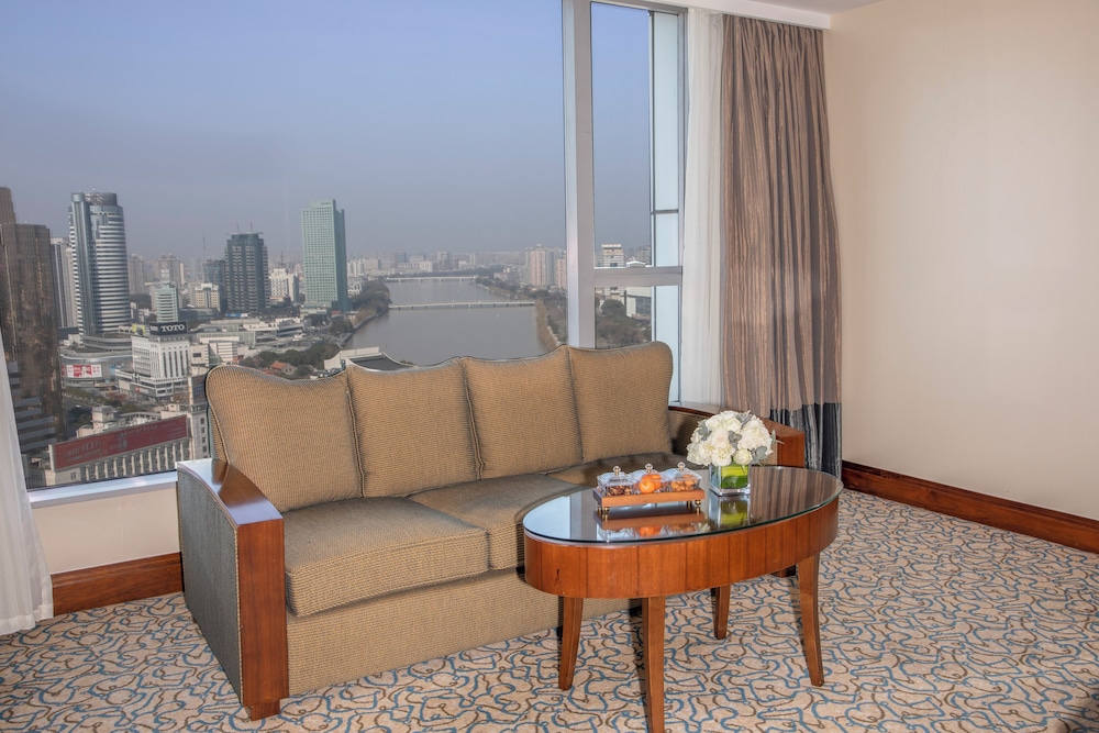 Deluxe River View Room - Photo 2