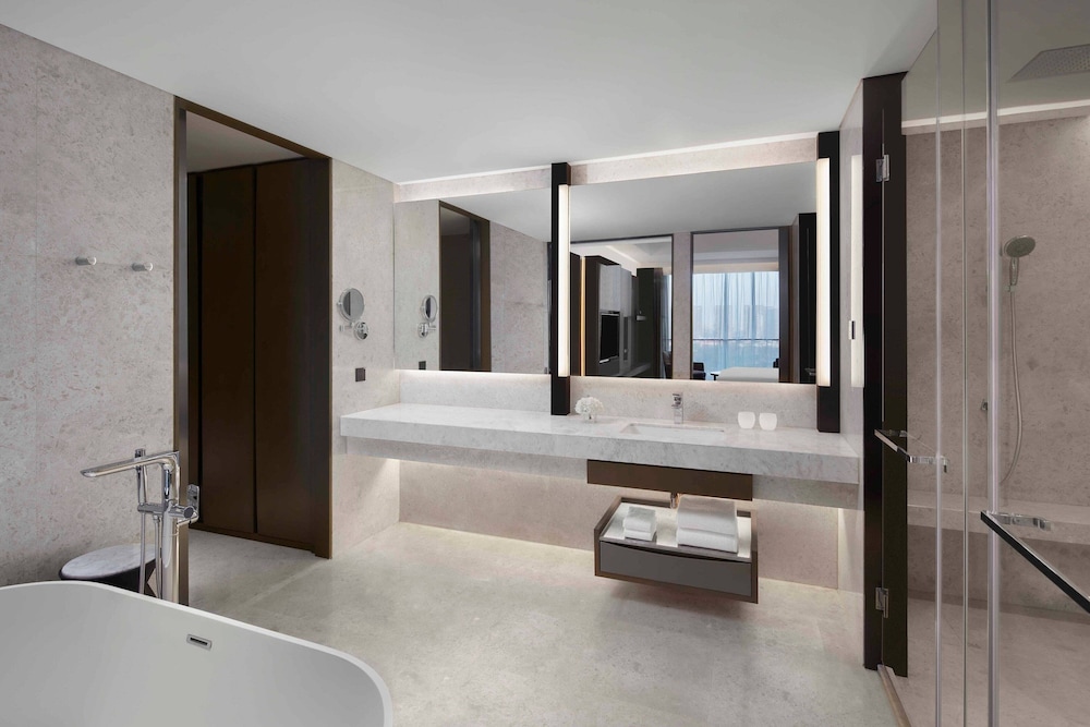 Executive Room, 2 Double Beds, City View - Photo 6