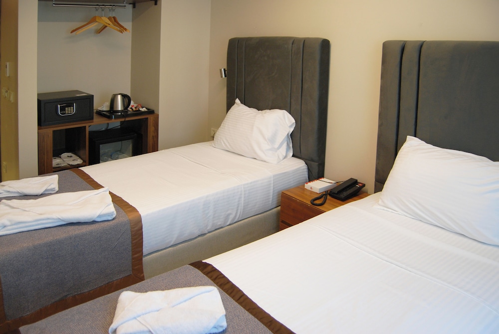Standard Twin Room photo 1