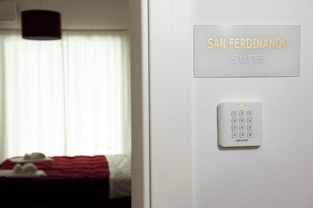 Double Room, Balcony