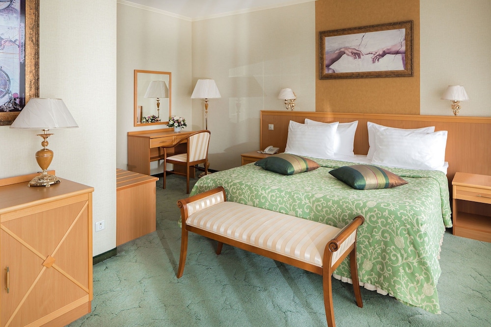 Suite photo 1