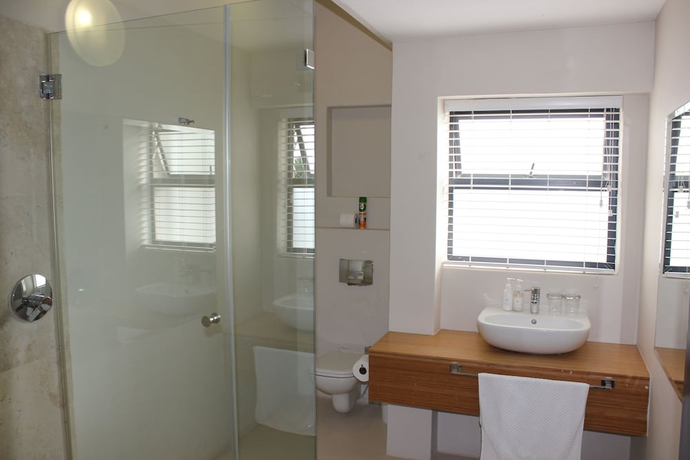 Comfort Suite photo 2