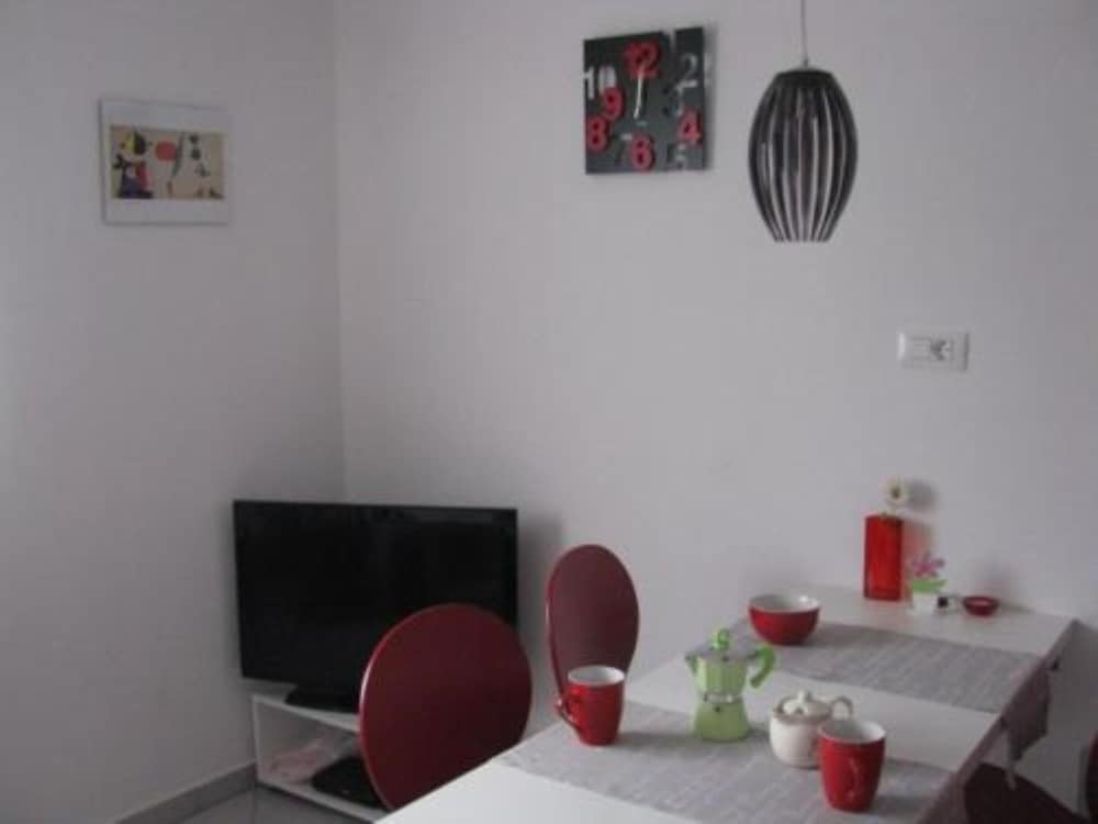 Apartment (Xena - comfort and spacious - A2 Red()