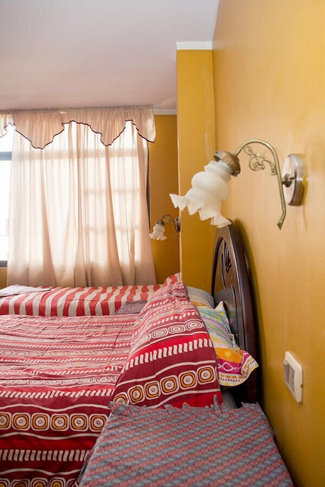 Double Room, 1 Double Bed, Shared Bathroom photo 1