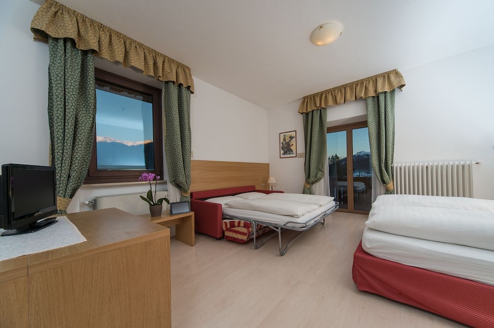 Quadruple Room photo 1