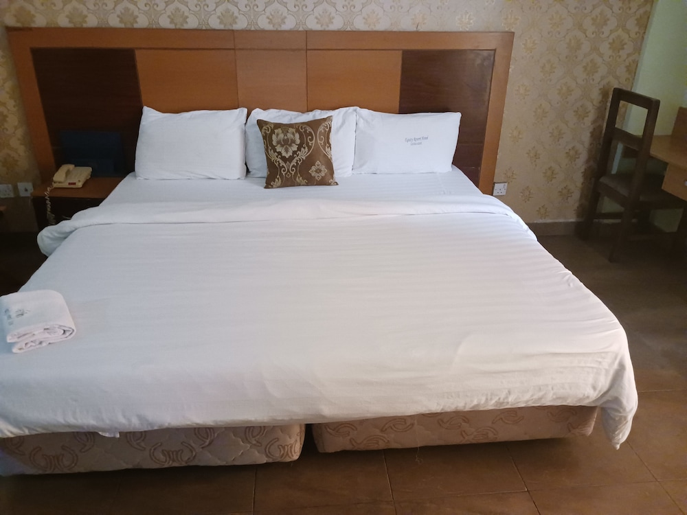 Presidential Suite photo 1