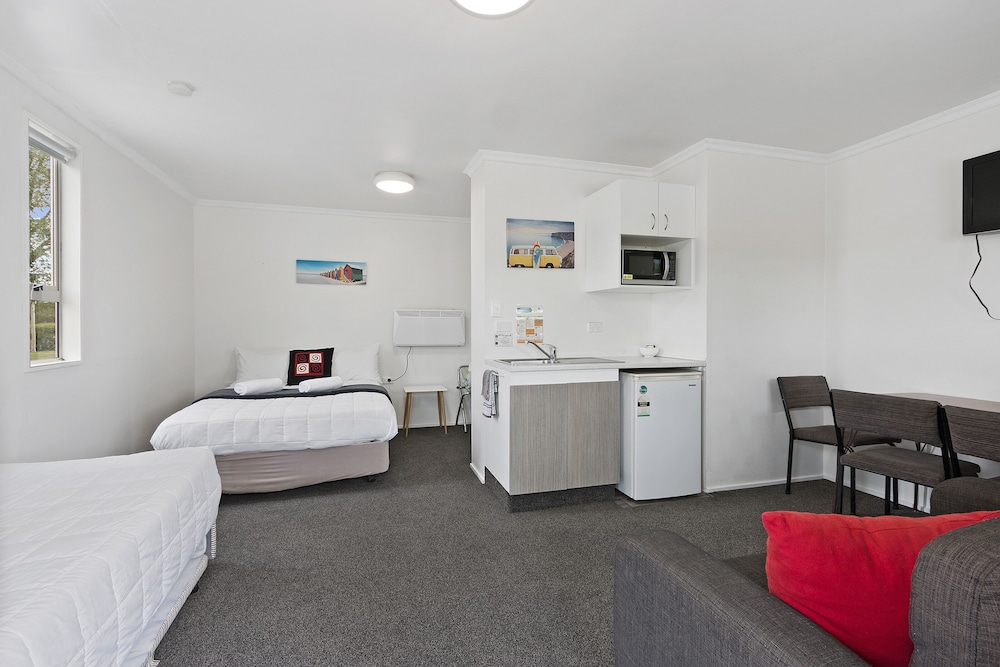 Ensuite Cabin (Sleeps 4)