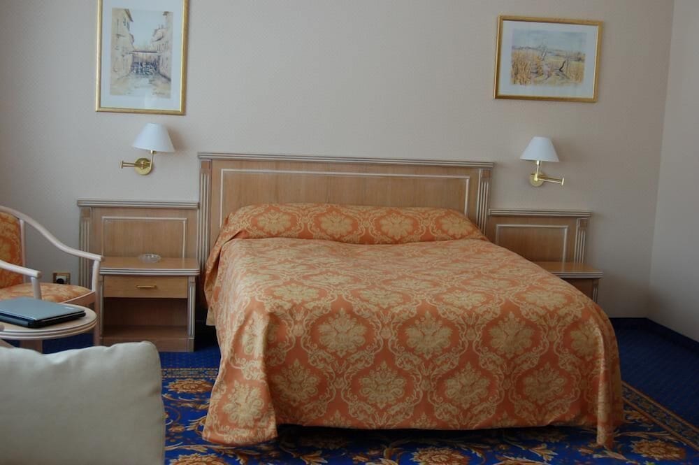 Business Apartment, 1 King Bed photo 1
