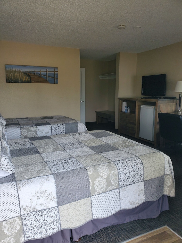 Family Room photo 3