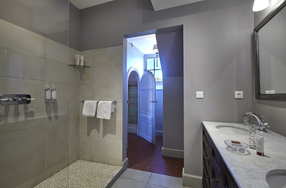 Room La Chapelle photo 2