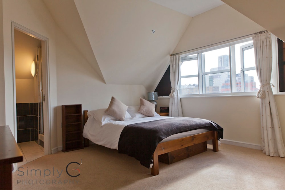 Apartment, 2 Bedrooms (Penthouse ) photo 3