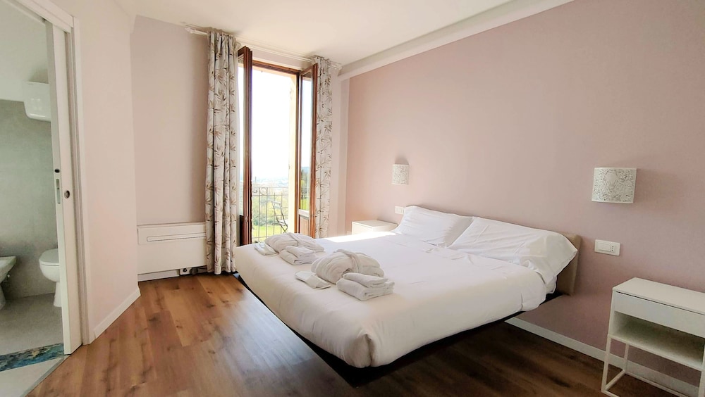 Luxury Room photo 2