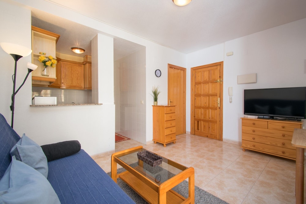 Apartamento, 1 habitación, balcón, cerca de la playa