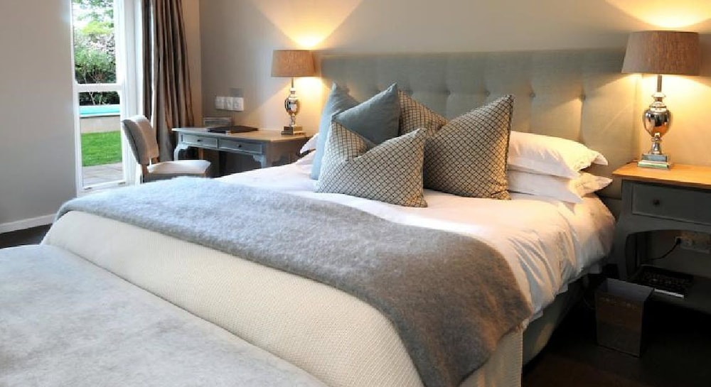 Luxury Room (garden facing)