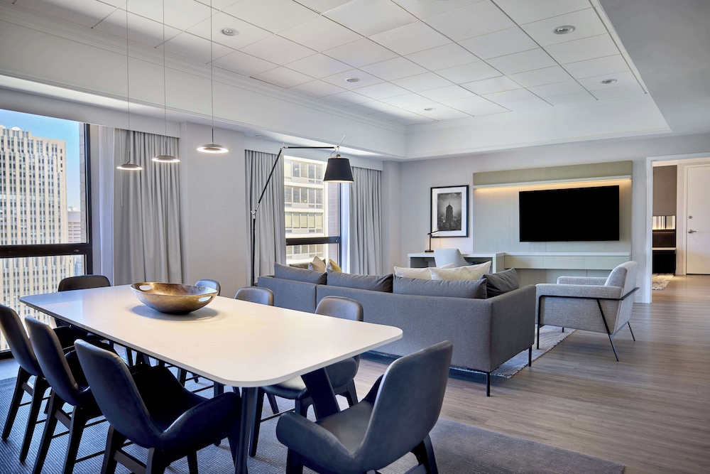 Suite (Specialty) thumbnail 6