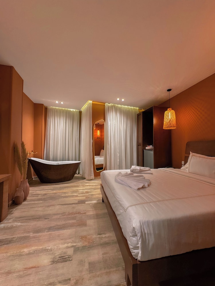 Junior Suite, Balcony, Mountain View