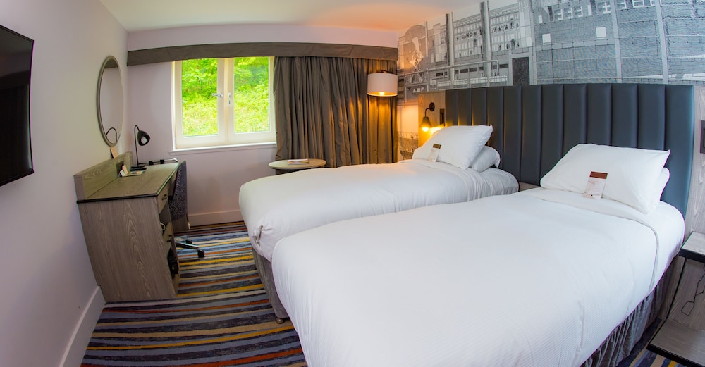 Twin Room - Photo 2