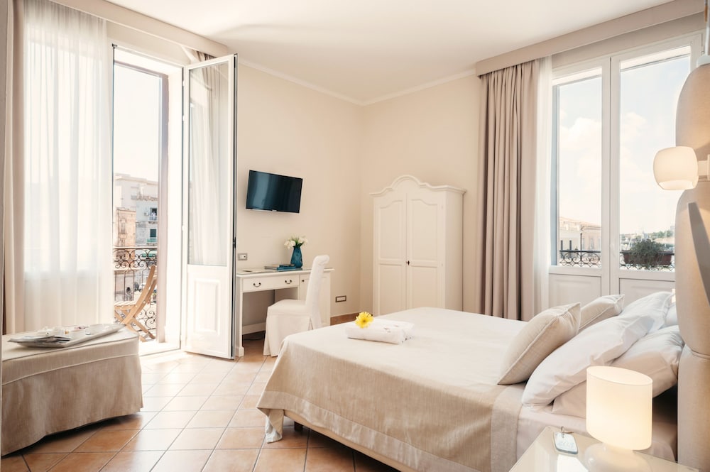 Superior Double Room, 1 Double or 2 Twin Beds photo 3