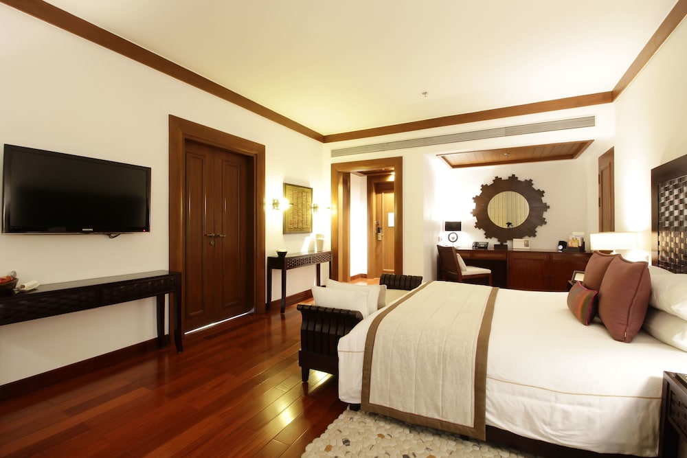 Deluxe – King Room - Photo 2