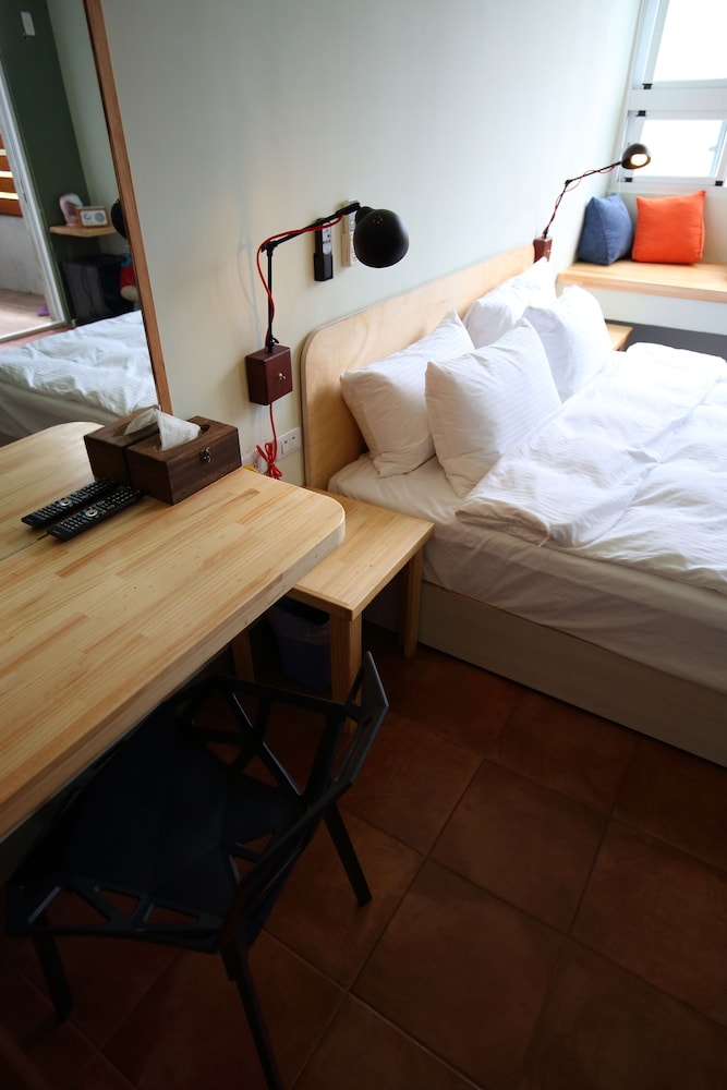 Double Room, 1 King Bed photo 2