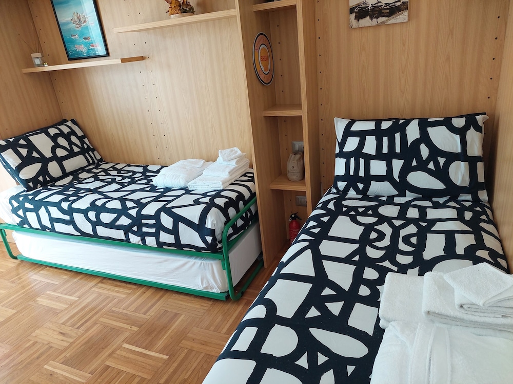 Apartment, 2 Bedrooms, Balcony, Garden View