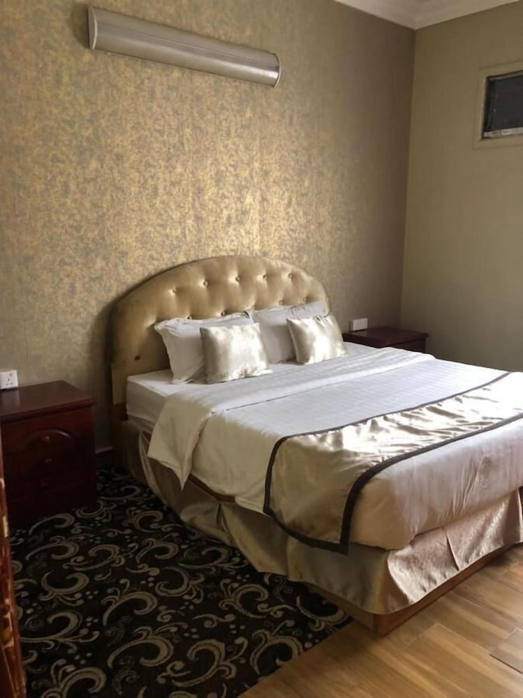 Junior Room photo 2