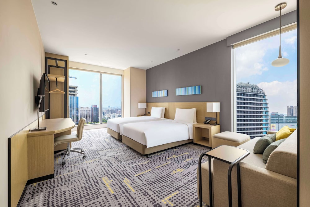Deluxe Room, 3 Twin Beds