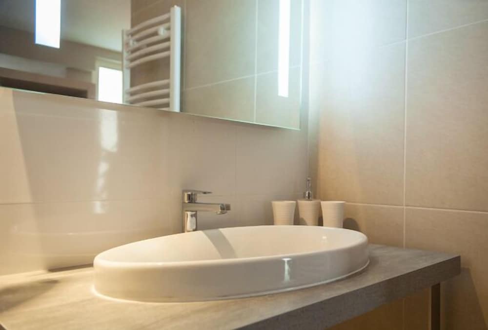 Double or Twin Room photo 2