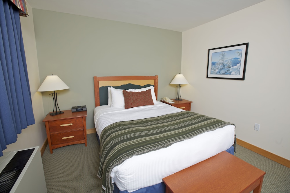 Hotel Room, 2 Queen Beds