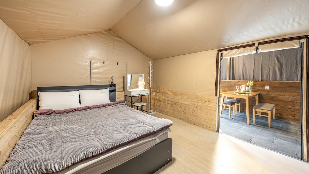 Basic Room, 1 Bedroom (Glamping 3)