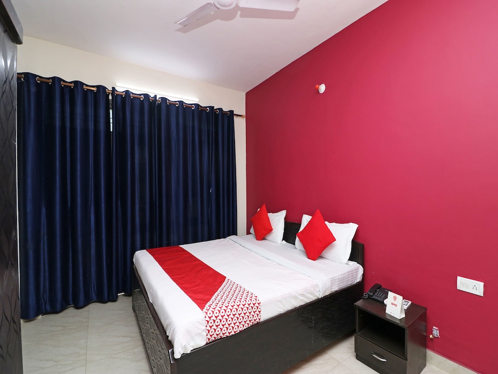 Deluxe Double Or Twin Room, 1 Queen Bed photo 3