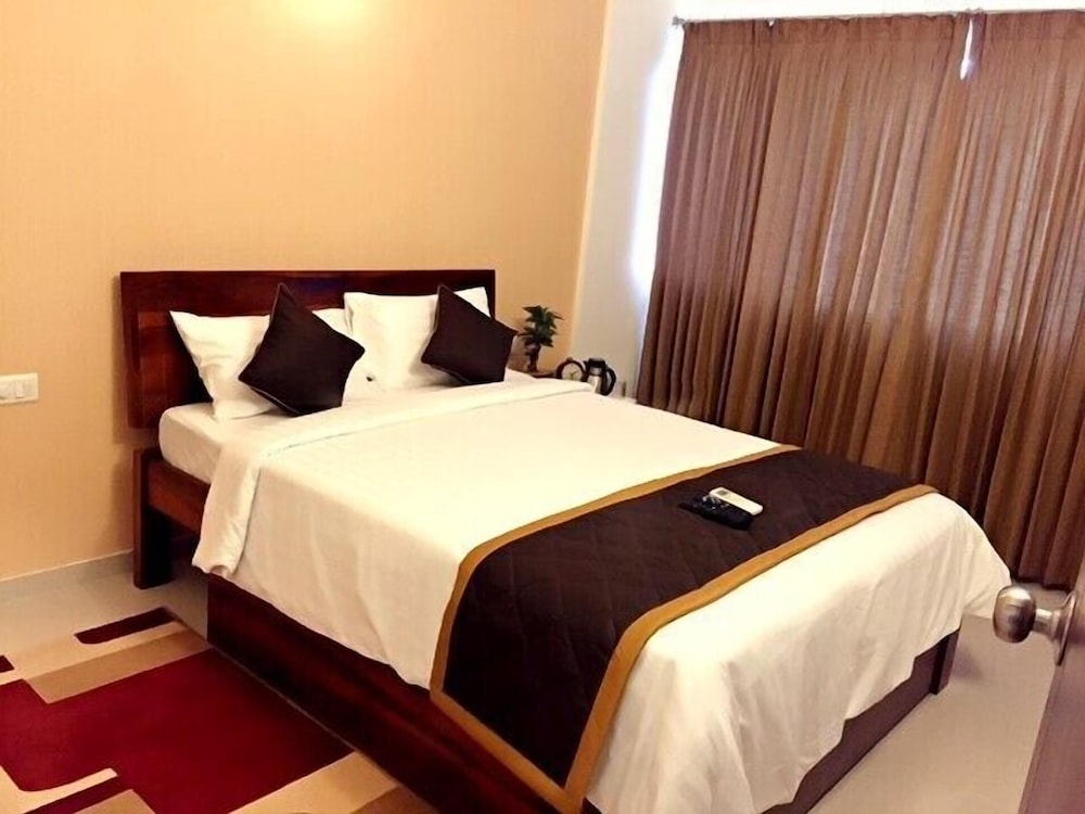 Business Single Room, 1 Bedroom, Accessible, Pool View
