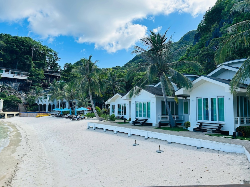 Beach Villa (Sea view) photo 2