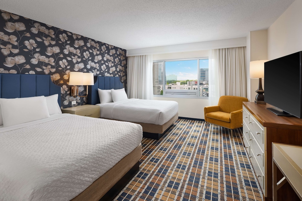 Suite, 2 Queen Beds, Accessible, Allergy Friendly - Photo 3