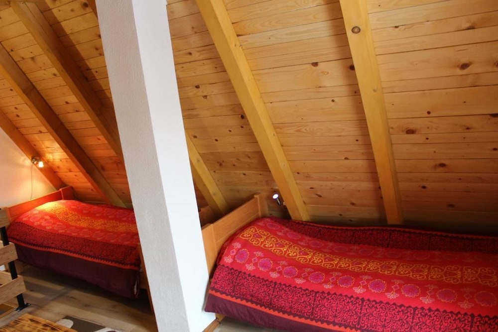 Log Cabin Basta photo 1