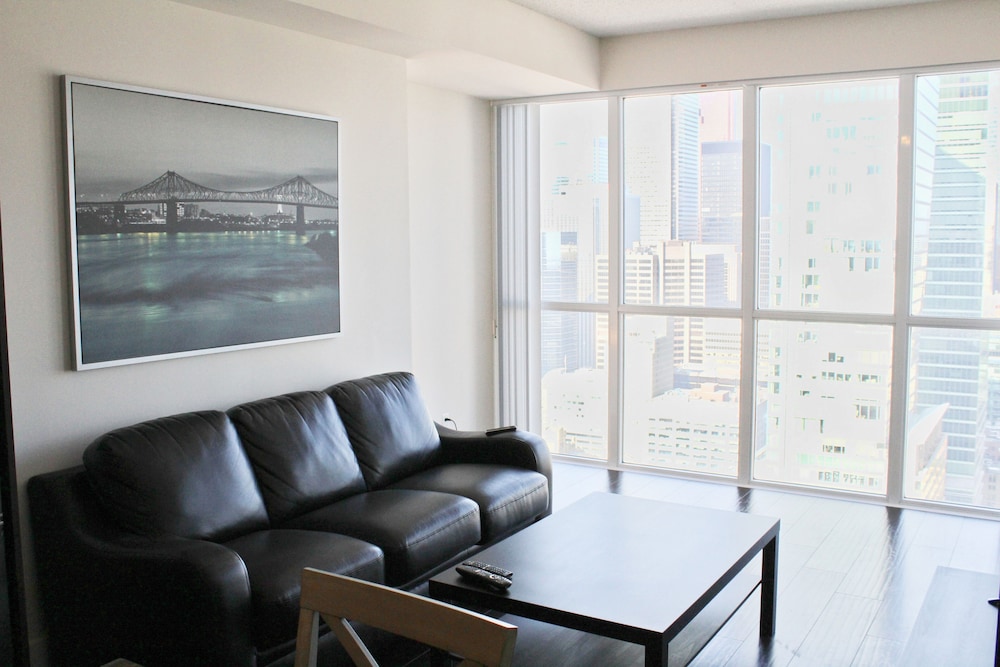 City Apartment, Balcony, City View