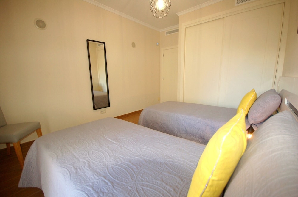 Apartment, 2 Bedrooms, Smoking, 2 Bathrooms