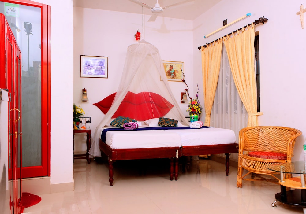 super deluxe double ac room with balcony(having twin beds) photo 1