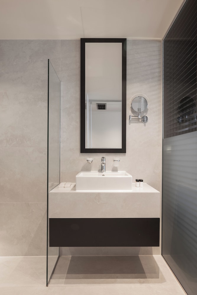 Junior Suite - Photo 11