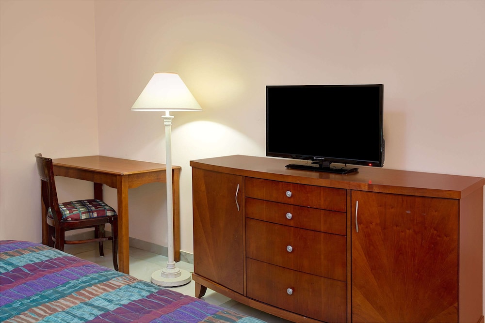 Suite, 2 Double Beds, Kitchen photo 3