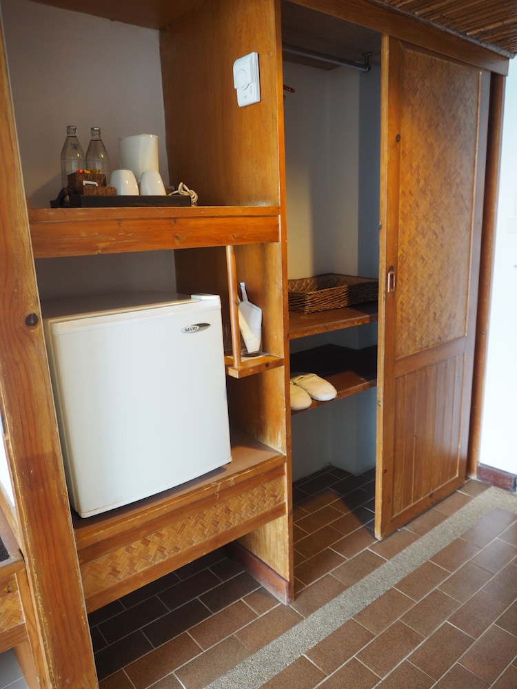 Deluxe Seaview - Photo 5