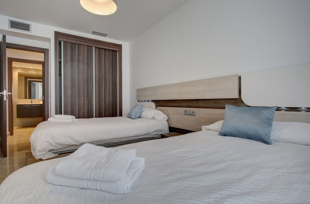 Standard Apartment, 2 Bedrooms, 2 Bathrooms photo 3