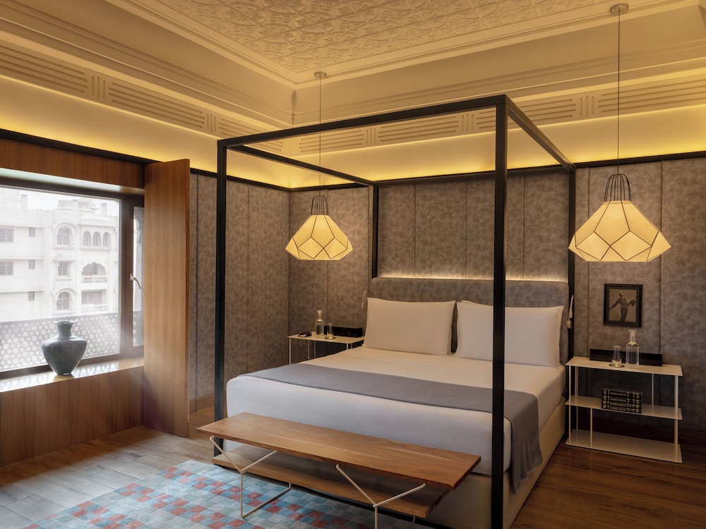 Republic suite photo 1