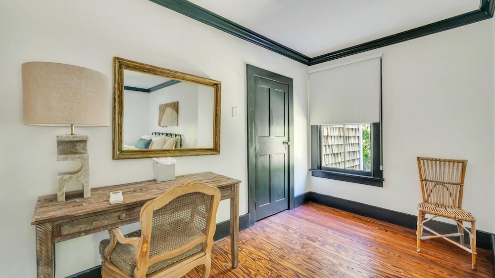 Suite, Multiple Beds (The Mainstay - Entire Bed & Breakfast) photo 1