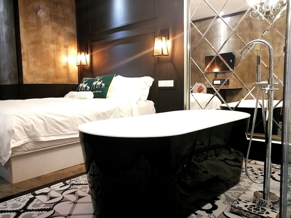 Luxury Deluxe Room