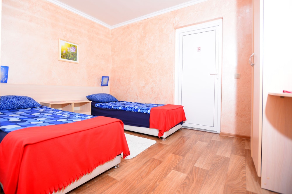 Basic Twin Room