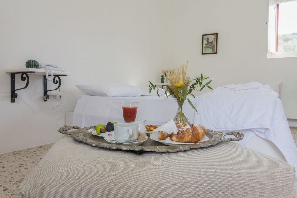 Double Room - Photo 4